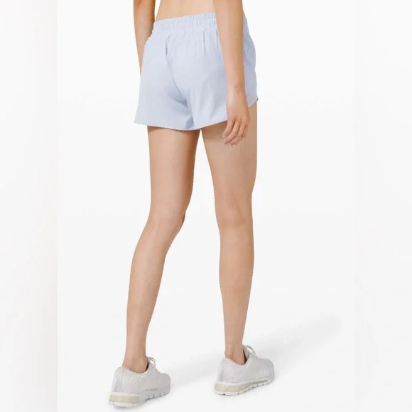 Lululemon Hotty Hot Short 4" Daydream Light Blue Women’s Size 4 - Picture 5 of 12